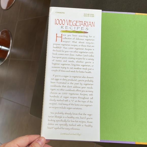 BRAND NEW 1,000 Vegetarian Recipes Book - Picture 9 of 10